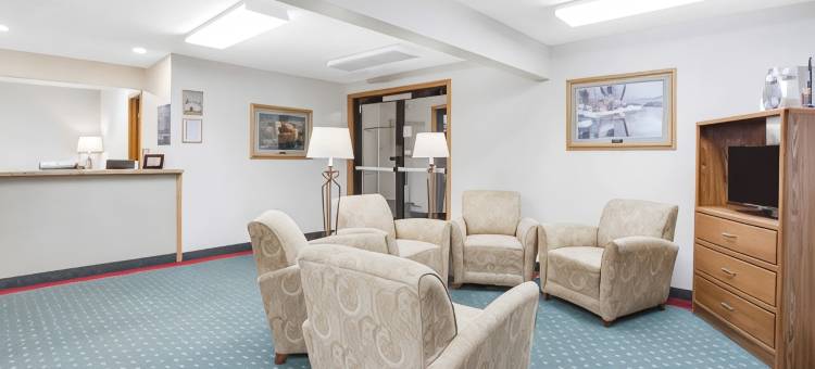 奥尔温速8酒店(Super 8 by Wyndham Oelwein)图片