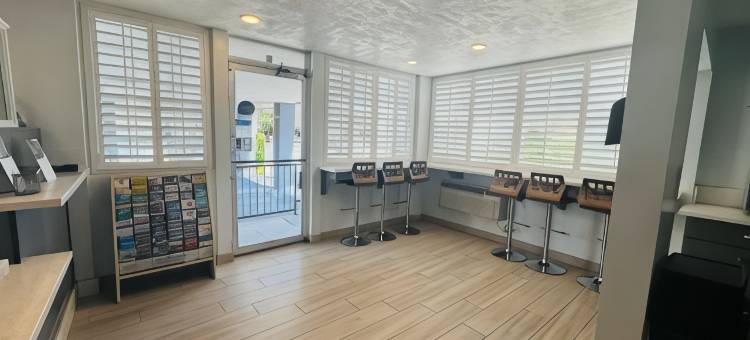 Travelodge by Wyndham Fresno Convention Center Area图片