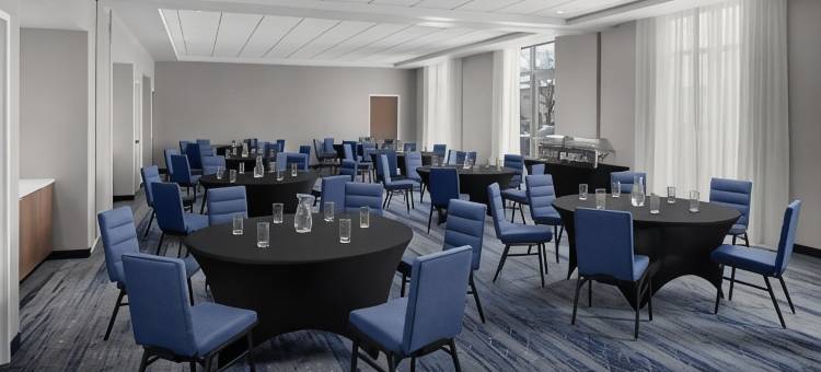 奥勒姆大学城万怡酒店(Courtyard Orem University Place)图片