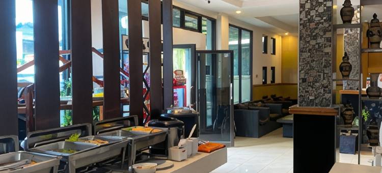 克唐古甘安格拉尼酒店(Anggraeni Hotel Ketanggungan)图片