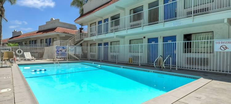 卡尔斯巴德乐高乐园附近 Motel 6(Motel 6 Carlsbad, CA - Near Legoland)图片