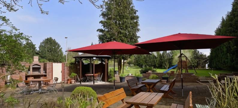 格鲁纳鲍姆餐厅酒店(Café Und Hotel Zum Grünen Baum)图片