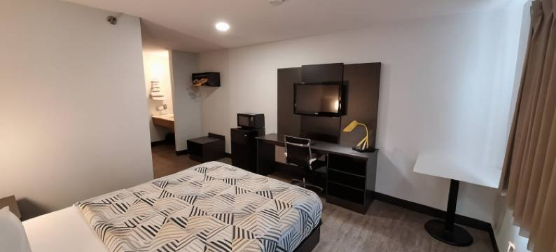 伊利诺伊伊基瓦尼 6 号汽车旅馆(Motel 6 Kewanee, IL)图片