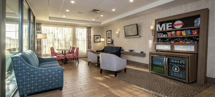 希尔顿欢朋酒店-弗里波特布伦瑞克(Hampton Inn Freeport/Brunswick)图片