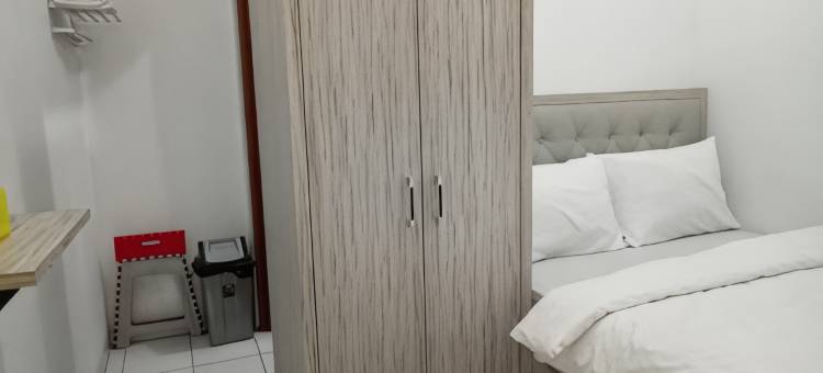 库塔加亚鲁科马玛伊斯兰酒店(Mama Syariah @ Kutajaya)图片