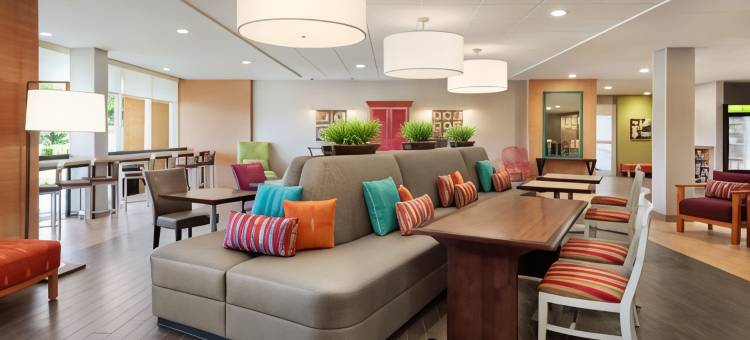 希尔顿惠庭酒店-密尔沃基梅诺莫尼福尔斯(Home2 Suites by Hilton Menomonee Falls Milwaukee)图片