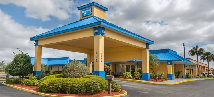 克莱蒙北部的罗德威旅馆(Rodeway Inn Clermont North)图片