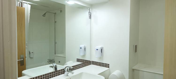 剑桥北普瑞米尔酒店(格顿)(Premier Inn Cambridge North (Girton))图片