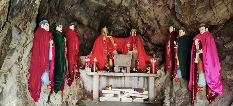 岫岩岫满药山精品民宿图片