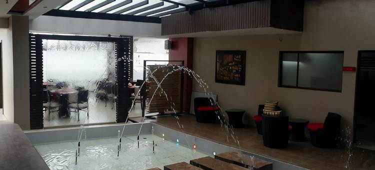 圣地亚哥·德孔波斯特拉套房酒店(Hotel Santiago de Compostella Suites)图片