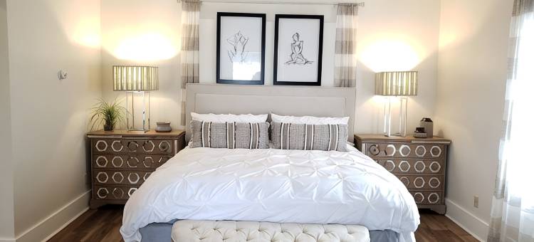 Downtown带厨房豪华单间公寓-距拉什莫尔山国家纪念碑30分钟(Downtown Luxurious Studio w/ Kitchen - 30 mins from Mount Rushmore)图片