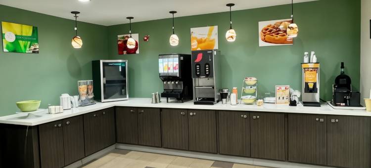萨尔弗查尔斯湖温德姆速8酒店(Super 8 by Wyndham Sulphur Lake Charles)图片