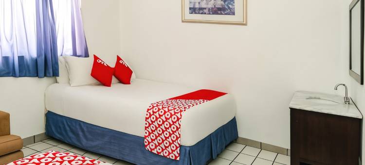 OYO酒店卡波德尔苏尔-卡波圣卢卡斯(OYO Hotel Cabo Del Sur, Cabo San Lucas)图片