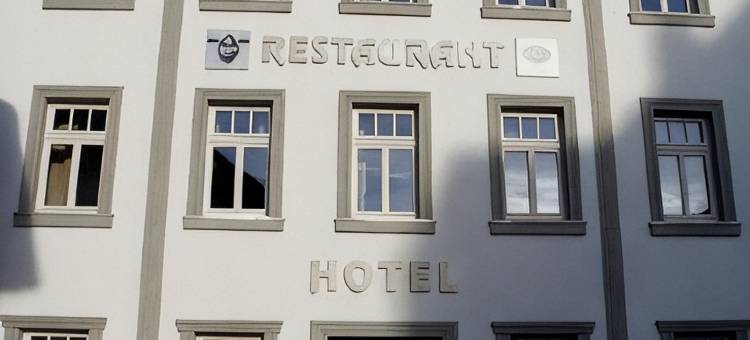 海明威路兰佩祖尔永恒酒店(Zur Ewigen Lampe Romantisches Landhotel & Restaurant)图片
