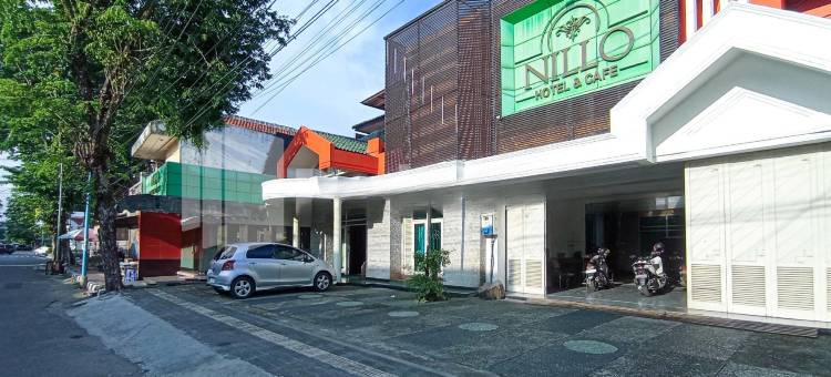 尼洛霍特尔克布门米特拉瑞德多兹(Nillo Hotel Kebumen Mitra RedDoorz)图片
