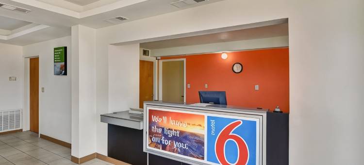 德克萨斯林戴尔 6 号汽车旅馆(Motel 6 Lindale, TX)图片