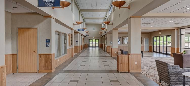 Holiday Inn 斯皮尔菲什的会展中心(Holiday Inn Spearfish-Convention Center)图片