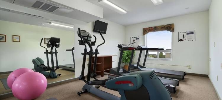 耶洛奈夫速8酒店(Super 8 by Wyndham Yellowknife)图片