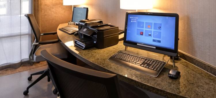 匹兹堡门米尔斯万豪SpringHill酒店(SpringHill Suites Pittsburgh Mills)图片