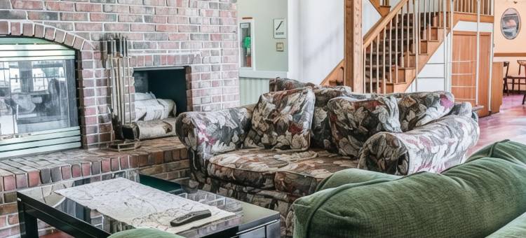 伊康套房旅馆(Econo Lodge & Suites)图片