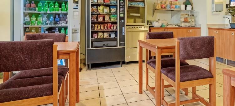 因弗格罗夫高地-明尼温德姆麦客达套房酒店(Microtel Inn & Suites by Wyndham Inver Grove Heights/Minne)图片