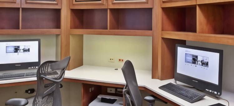 芝加哥中途机场希尔顿花园酒店(Hilton Garden Inn Chicago/Midway Airport)图片