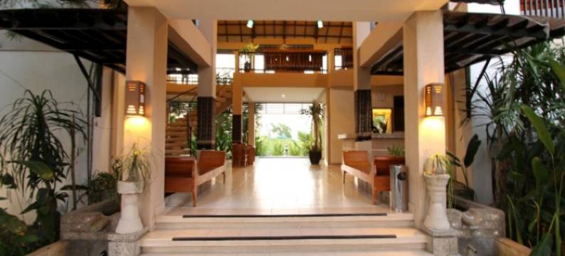 普里纱丽海滩酒店(Puri Sari Beach Hotel)图片