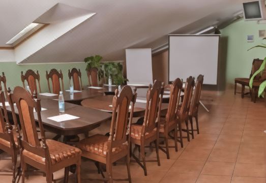 Empire Park HotelHotel Overview