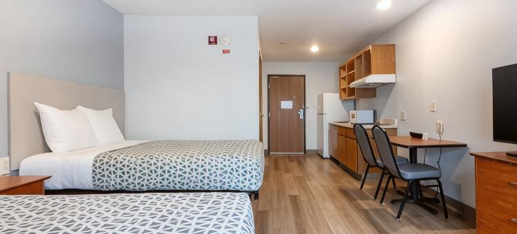 亨茨维尔大学区郊区开放式客房(Suburban Studios Huntsville University Area)图片