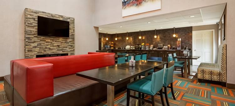布拉德伯里贝斯特韦斯特套房酒店(Best Western Bradbury Inn  Suites)图片