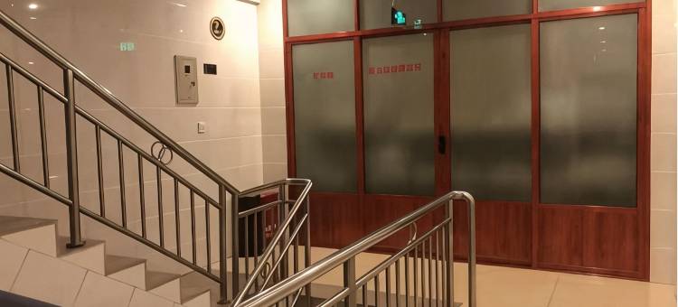 易门曼斯酒店图片