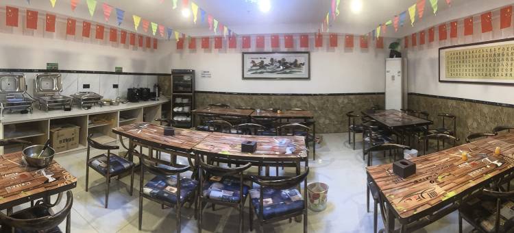 尚客优精选酒店(轮台步行街店)图片