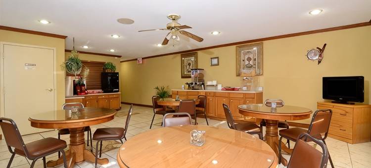 佐治亚阿什本I-75州际公路经济旅馆(Economy Inn Ashburn GA I-75)图片