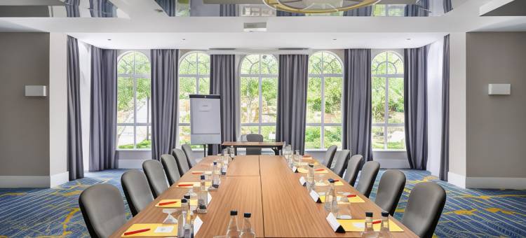 杰拉德十字皇冠假日酒店(Crowne Plaza GERRARDS CROSS by IHG)图片
