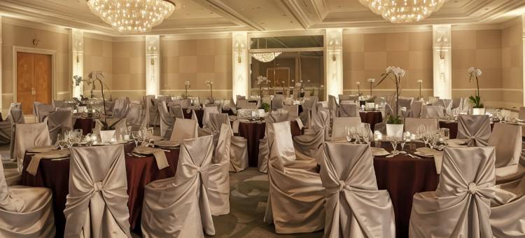 费尔蒙特海滨酒店(Fairmont Waterfront)图片