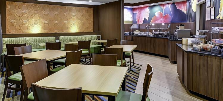 亚特兰大萨沃尼万豪万枫酒店(Fairfield Inn & Suites Atlanta Suwanee)图片