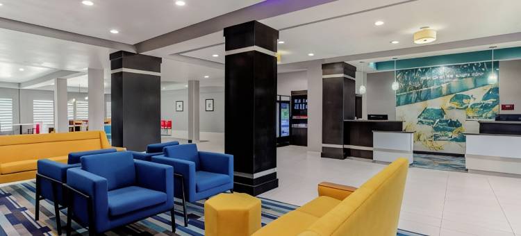 沃思堡北湖拉昆塔温德姆套房酒店(La Quinta Inn & Suites by Wyndham Northlake Fort Worth)图片