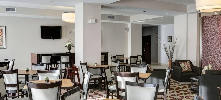 品质酒店及套房布赖恩-学院站(Quality Inn & Suites Bryan-College Station)图片