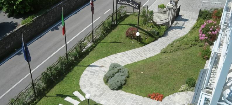 拉里奥酒店(Hotel Lario)图片