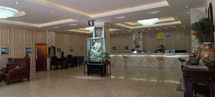 石渠邕康大酒店图片