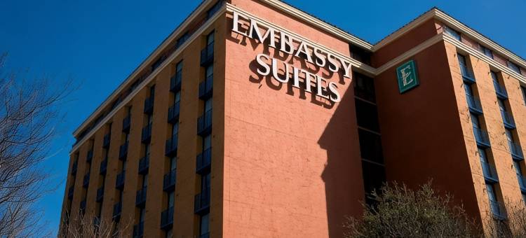 奥斯汀中央希尔顿安泊酒店(Embassy Suites by Hilton Austin Central)图片