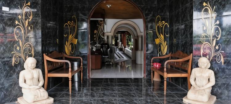 RedDoorz Near Jawa Timur Park 1图片