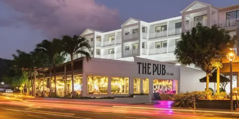 艾利灘酒店