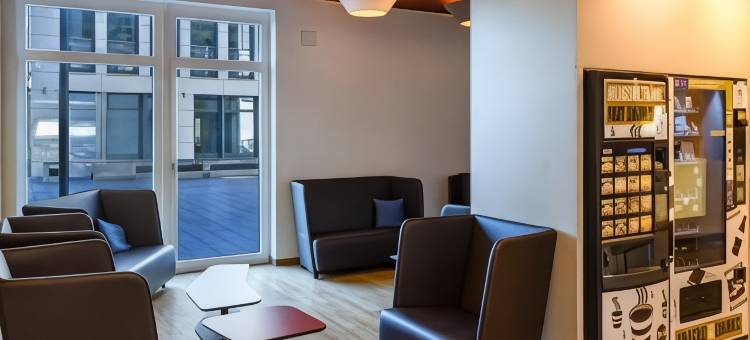 布劳恩史维希市B&B酒店(B&B HOTEL Braunschweig-City)图片