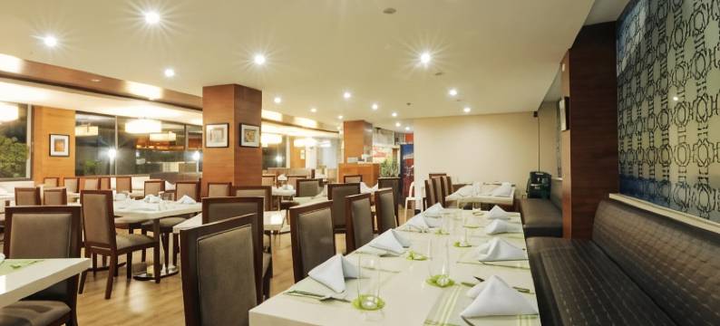 塞萨尔广场717号酒店(717 Cesar Place Hotel)图片