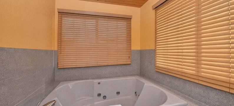 格林内尔凯艺套房酒店 - 近大学(Quality Inn & Suites Grinnell Near University)图片