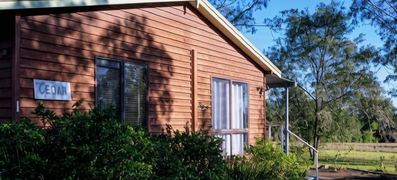 两棵树乡村别墅(Cabins on Halls)图片