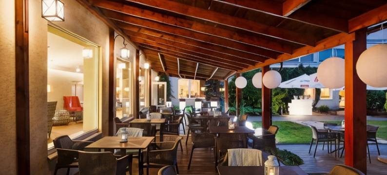 法伦提比兹妮休息酒店(Falenty Biznes I Wypoczynek)图片