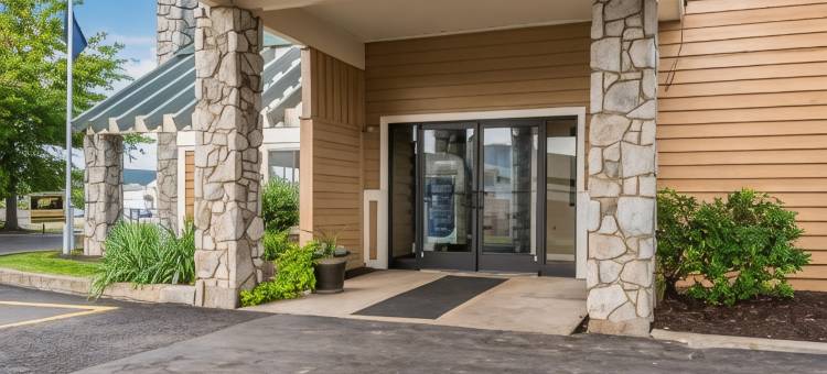 布鲁斯堡凯艺酒店(Quality Inn Bloomsburg)图片