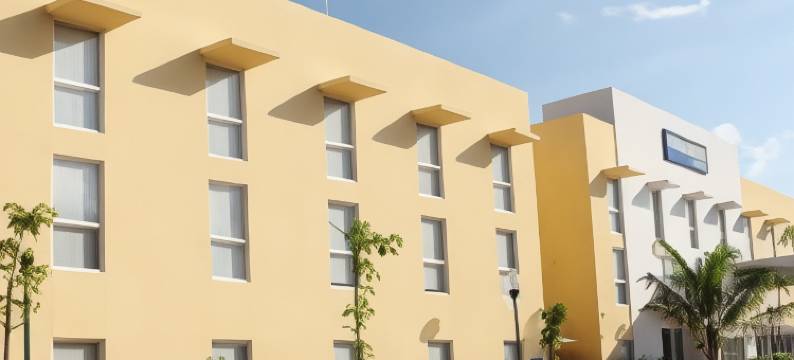卡曼海滩万豪城市快捷套房酒店(City Express Suites by Marriott Playa Del Carmen)图片
